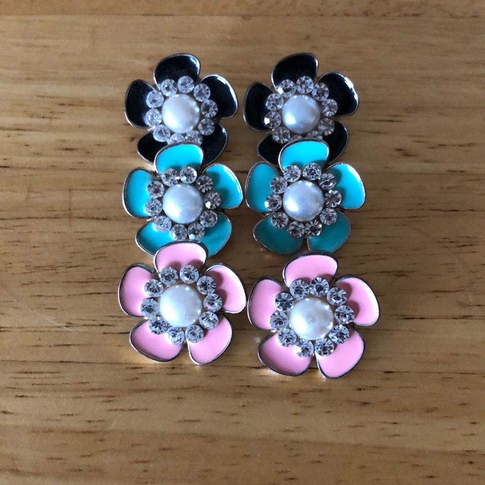 Three set earring pack